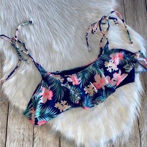 PINK floral bikini top size L.